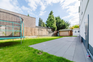 Charmantes Zweifamilienhaus mit Garten – Vollsanierung in 2024!, 45329 Essen, Zweifamilienhaus