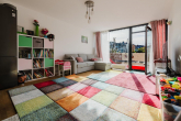 Wohnzimmer - Attraktive Maisonette-Wohnung mit Loggia & Aufzug in gepflegter Wohnanlage!