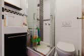 Badezimmer 1 - Attraktive Maisonette-Wohnung mit Loggia & Aufzug in gepflegter Wohnanlage!