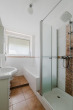 Badezimmer - Charmante Erdgeschosswohnung mit eigenem Garten in Top-Lage von Düsseldorf!