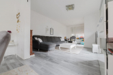 Wohnzimmer - Interessantes Mehrfamilienhaus mit Entwicklungspotenzial!