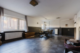 Wohnung - Attraktives Mehrfamilienhaus : ca. 6.6% Rendite!