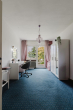 Schlafzimmer - Familienfreundliches Einfamilienhaus mit 6 Zimmern, Balkon und Garage!