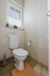 Gäste WC - Familienfreundliches Einfamilienhaus mit 6 Zimmern, Balkon und Garage!